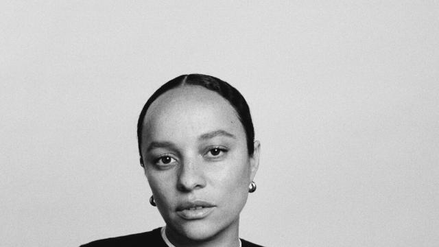 에르메스의 새로운 CD와 에디 슬리먼의 이적설ㅣ마리끌레르