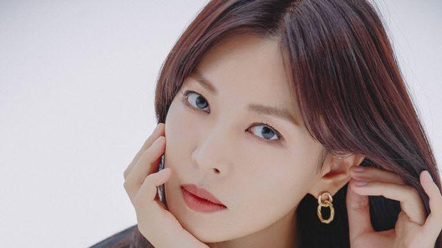 'LG 찐팬' 김소연, 한국 시리즈 2차전 시구 나선다 