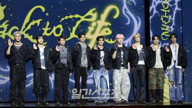 ‘한국 데뷔’ 앤팀 “새로운 시작… 데뷔 초 설렘 떠올라”