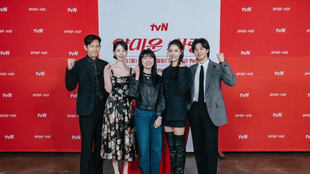 ‘얄미운 사랑’ 감독 “이정재, 깜짝 놀랄 정도로 귀여워”