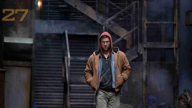 '탑건' 글렌 파월, 차세대 액션 스타 예고…'더 러닝 맨'으로 달린다