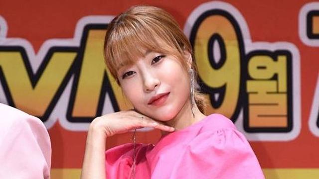 이세영, '日 남친' 결별 후에도 채널명 안 바꾼 이유 