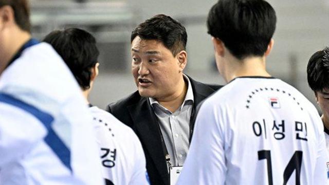 두산 윤경신 감독, H리그 11연패 겨냥…