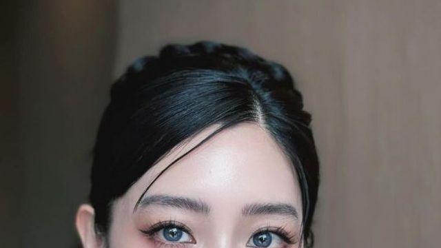 클라라, 이혼 발표 후 의미심장 SNS “축복 가득하길”