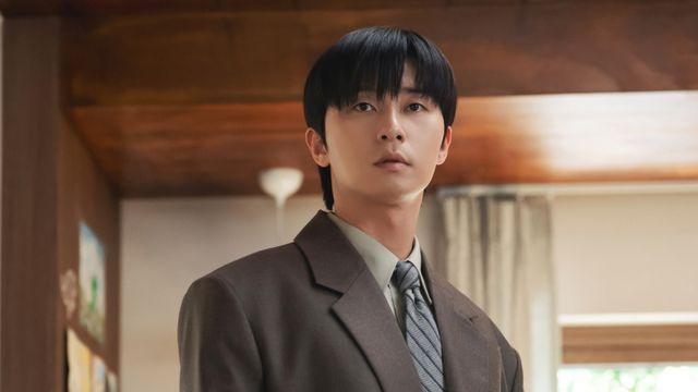 ‘연예부 차장’ 박서준, ‘X 소개서’ 공개…지리멸렬한 연애사 (경도를 기다리며)