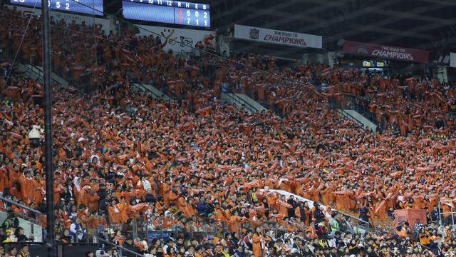 ‘정가 3만원→판매가 18만원?’ 말도 안 되는 암표전쟁, 가을야구의 또 다른 키워드