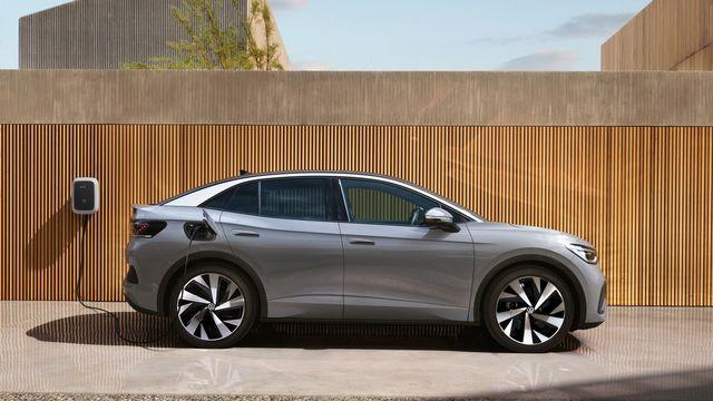 “올해 최저가 도전”… 수입 쿠페형 SUV, 6099만 원 → 4801만 원 할인 “올해 최저가 도전”… 수입 쿠페형 SUV, 6099만 원 → 4801만 원 할인