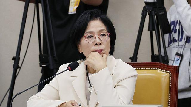 과방위 국감 뒤덮은 최민희 공방…野, 사퇴 촉구하며 중도 퇴장(종합)