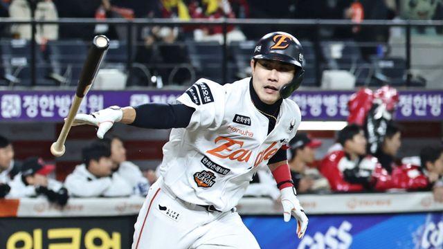 '심우준 결승타+김서현 승리 투수' 한화 '약속의 8회'로 대반격...이제부터 시작이다