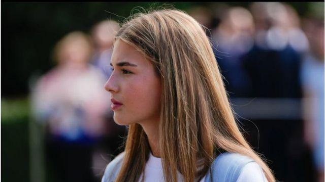 트황 손녀 미모가 ㅎㄷㄷ하네요