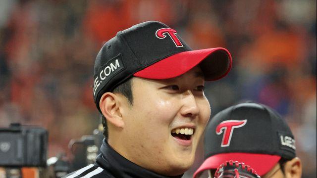 손주영은 '괴물' 폰세와 맞대결서 웃었는데, LG는 웃지 못했다