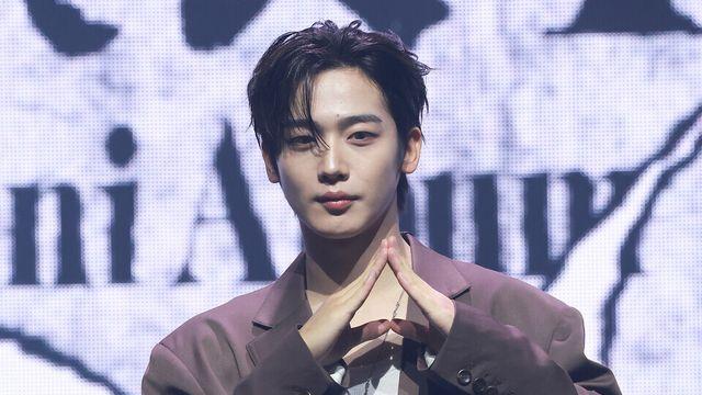 [NC포토] 위아이 김요한, 남자가 된 백구