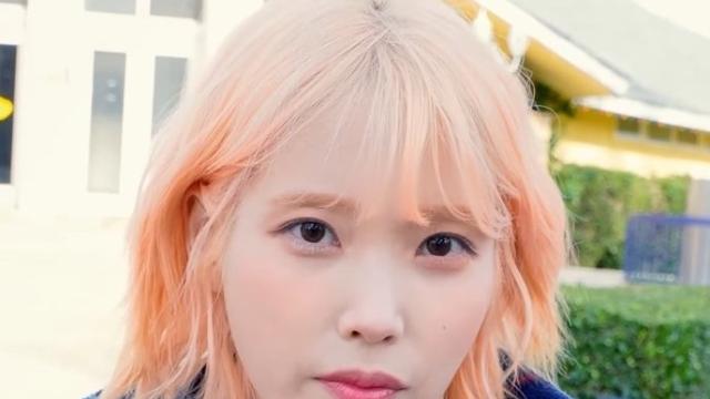 최근 염색한 아이유 근황 ㄷㄷ