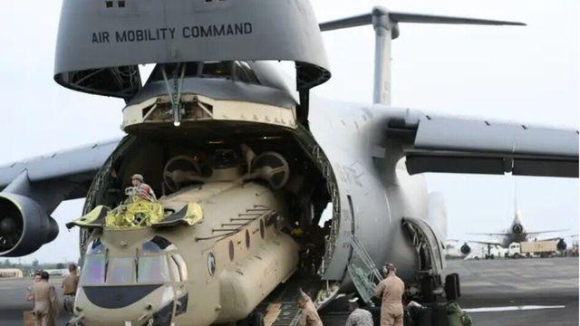 미국대통령이 해외갈때 전용헬기,전용차량 옮기는법  미국대통령이 해외갈때 전용헬기,전용차량 옮기는법