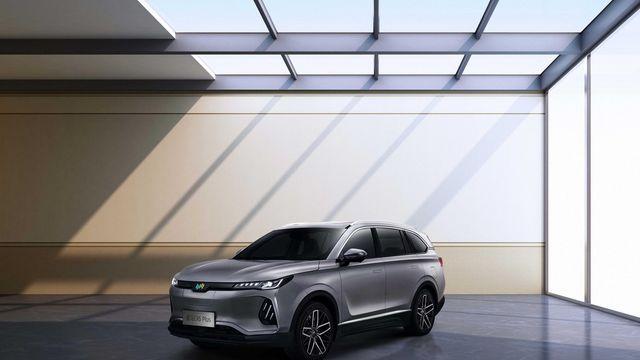 “차는 아직 가는데, 자동차 회사가 사라졌다”