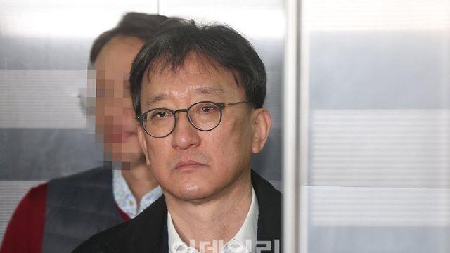 '위증·수사 지연' 송창진, 특검 출석…