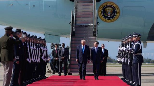 트럼프, 마린원 타고 경주 도착…APEC CEO서밋·한미정상회담 등 일정