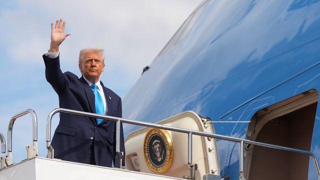 트럼프, 일본 떠나 한국으로 출발…오늘 李대통령과 정상회담