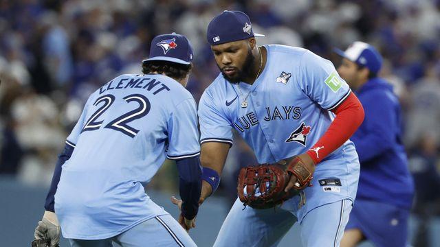 '7170억 몸값의 존재감' 카터·바티스타 레전드 넘어, 토론토 역대 PS 최다 홈런 쐈다