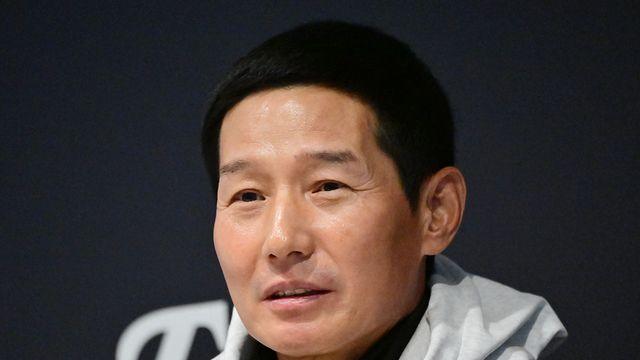 LG 불방망이 사이 '타율 0.000' 외인 …염경엽 감독 