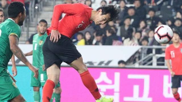 34세 노장인데…한국 축구 현역 레전드, 바다 건너 깜짝 '대활약' 전해졌다