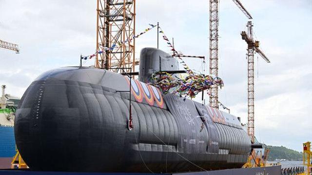 향군, 핵추진 잠수함 건조 美 승인에 