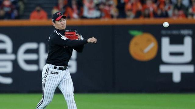 '인필드 플라이 논란'에 입연 LG 오지환 