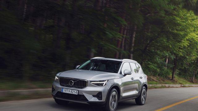 인기돌풍 이어가는 볼보 XC40… 새롭게 적용한 ‘다크테마’ 상품성↑