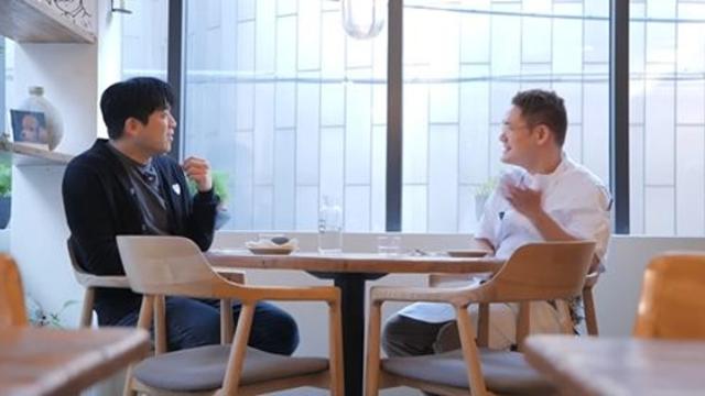 안성재, '흑백요리사' 히든천재와 재회...