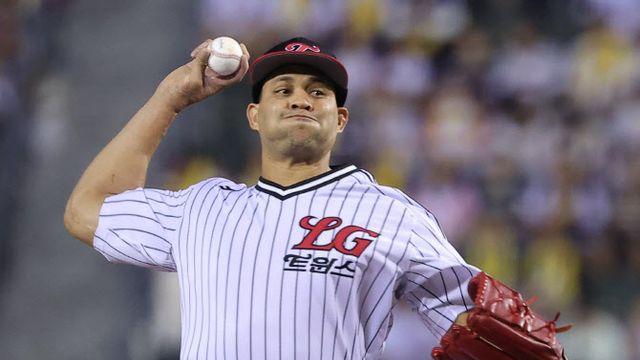 ‘자다가 옆구리 담’ 치리노스, 몸상태가 KS 4차전 승부의 키