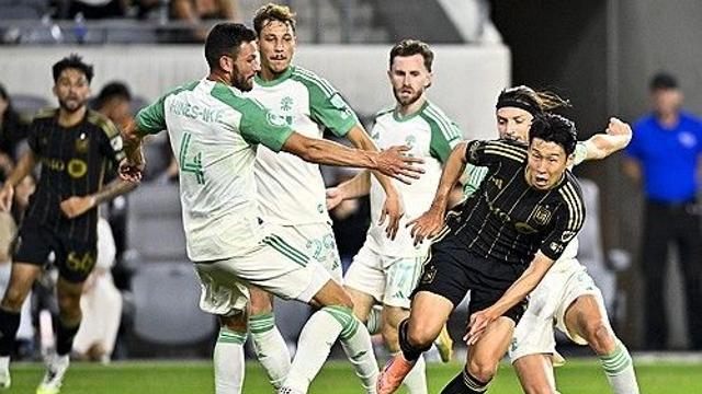 손흥민 3초 만에 4~5명 돌파 '축신짤' 생성→LAFC, PO 서부 준결승 진출 보인다…오스틴에 1차전 2-1 신승