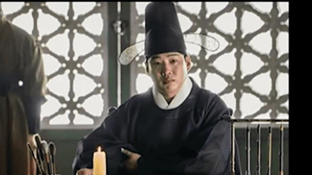 직업을 잘못 선택한 광인.jpg