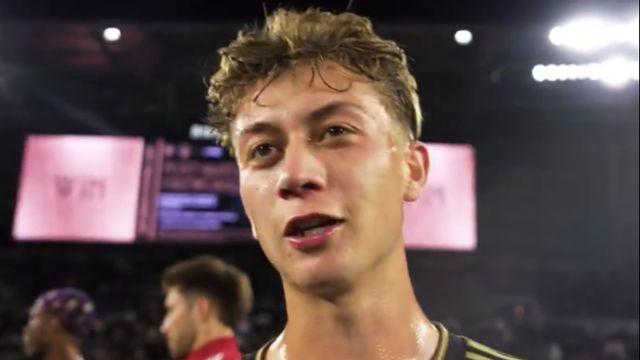 SON 덕에 ‘인생골’ 넣고 머리 감싸 쥔 오르다스 “다들 날 싫어하겠지” 고백…아찔했던 이유는?