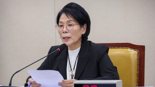 국민의힘, '축의금 논란' 최민희 고발…뇌물 혐의