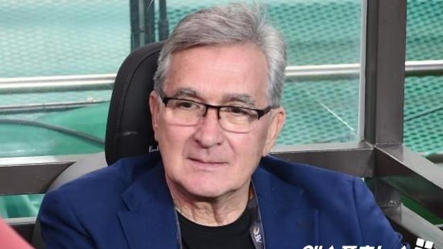 오피셜 '공식발표' 이동국 군대 확정→중국 월드컵 꿈 '와장창'…동유럽 베테랑 이반코비치 감독, 끝내 은퇴 선언