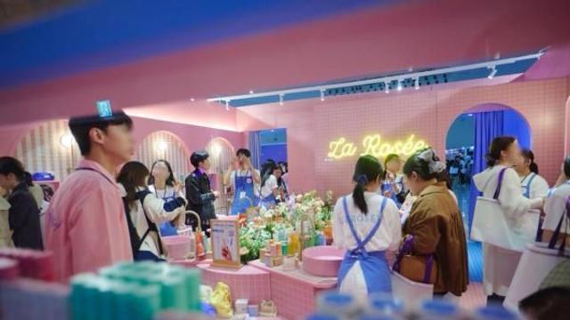 컬리, DDP서 '뷰티페스타 2025' 개막…60개 브랜드 체험 행사 진행