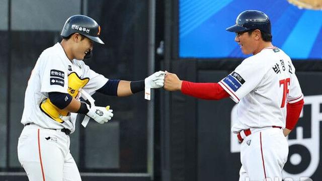 한화, 일본 프로야구 요코하마 마무리캠프에 한지윤 등 유망주 파견