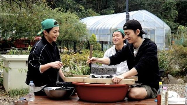 김대호·시우민·첸, '김家네 삼형제' 변신…예능감+케미 폭발 (흙심인대호)