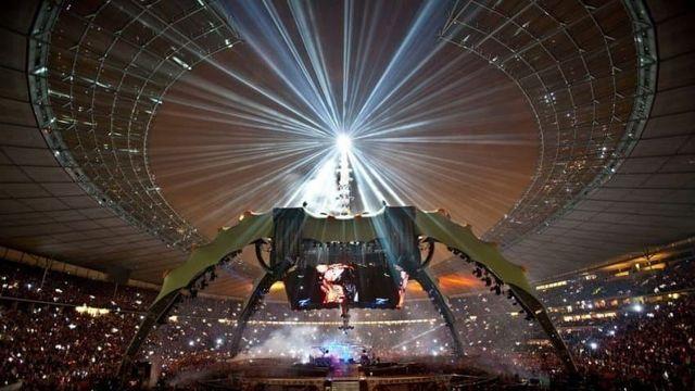 올해 새로운 기록을 갱신한 싱어송라이터 ㄷㄷㄷㄷ