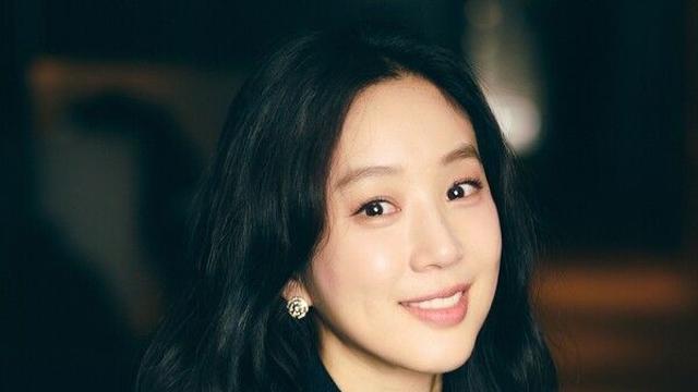 [NC인터뷰] '하얀 차를 탄 여자' 정려원 