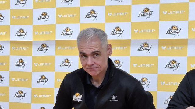 레오나르도 KB손보 감독 