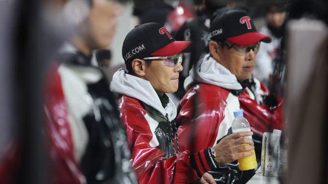 ‘대역전극’ LG 염경엽 “흔들리는 김서현 보며 승부 생각”