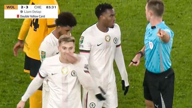 “멍청한 퇴장! 침착하라고 4~5번 말했는데”…첼시 FW, 7분 동안 옐로카드 2장→감독도 분노 폭발 “멍청한 퇴장! 침착하라고 4~5번 말했는데”…첼시 FW, 7분 동안 옐로카드 2장→감독도 분노 폭발