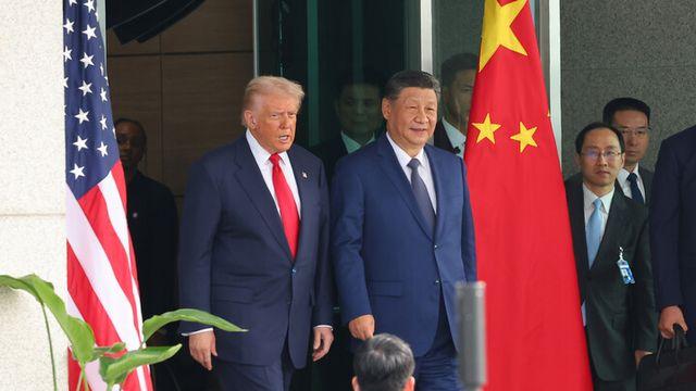 트럼프 “친구 오랜만에 만나 영광”...시진핑 “美 비전과 궤 같이해”