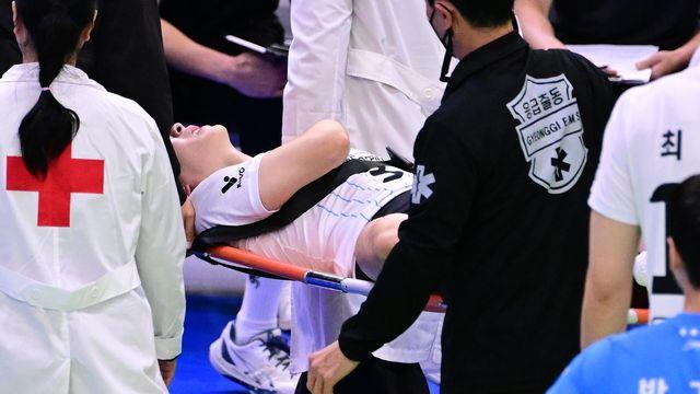 '어깨 부상' 황승빈, 수술 피했다…한 달여 결장 예상