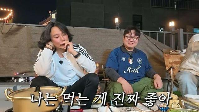 야무지게 먹방 제대로 찍는 배우 김남길.jpg