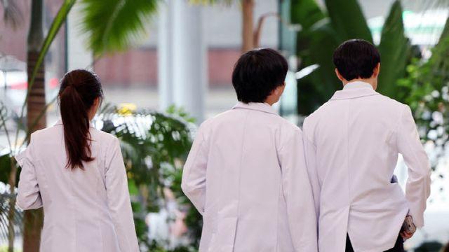 “우린 주 100시간 일 해” 런베뮤 논란에 의사들 ‘발끈’ “우린 주 100시간 일 해” 런베뮤 논란에 의사들 ‘발끈’