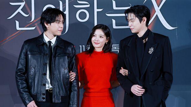 [NC포토] 김도훈·김유정·김영대, 여기가 바로 삼각관계 맛집