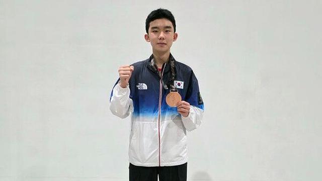 탁구 유망주 이승수, 아시아청소년대회서 남자단식 동메달