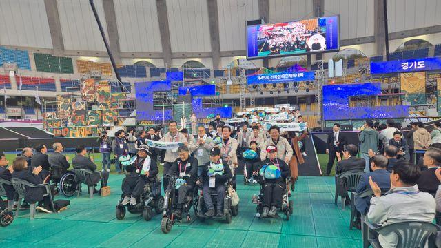부산의 불빛, 전국을 비추다…전국장애인체육대회 개막 ‘팡파르’